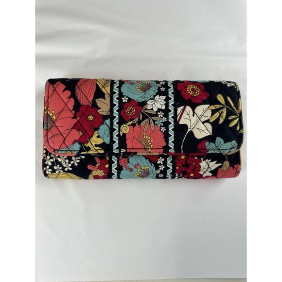 Vera Bradley Large Trifold Wallet Magnetic Closure Black Floral Multi-Color - Picture 1 of 9